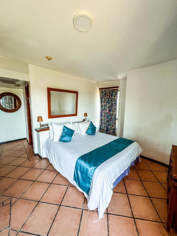 Hotel California Playa El Yaque Exterior foto